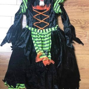 Little Girl’s Witch Costume